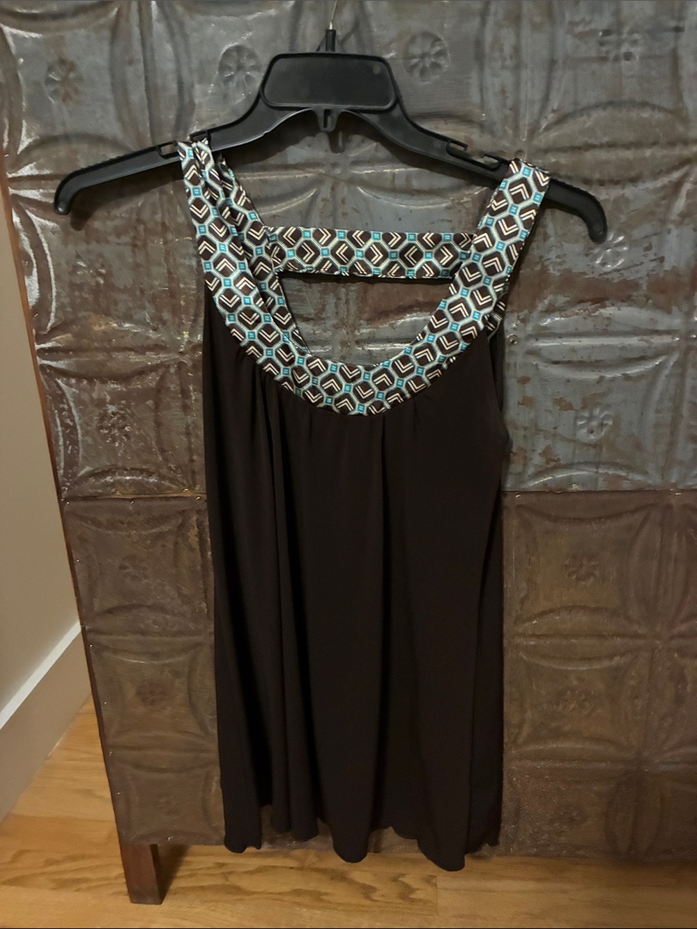 Sleeveless Brown Tank Top with Geometric Beaded Neckline